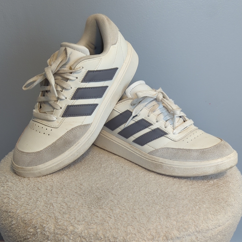Adidas Men’s Courtblock Cream & Gray Retro Court Sneakers US SIZE 8 1/2